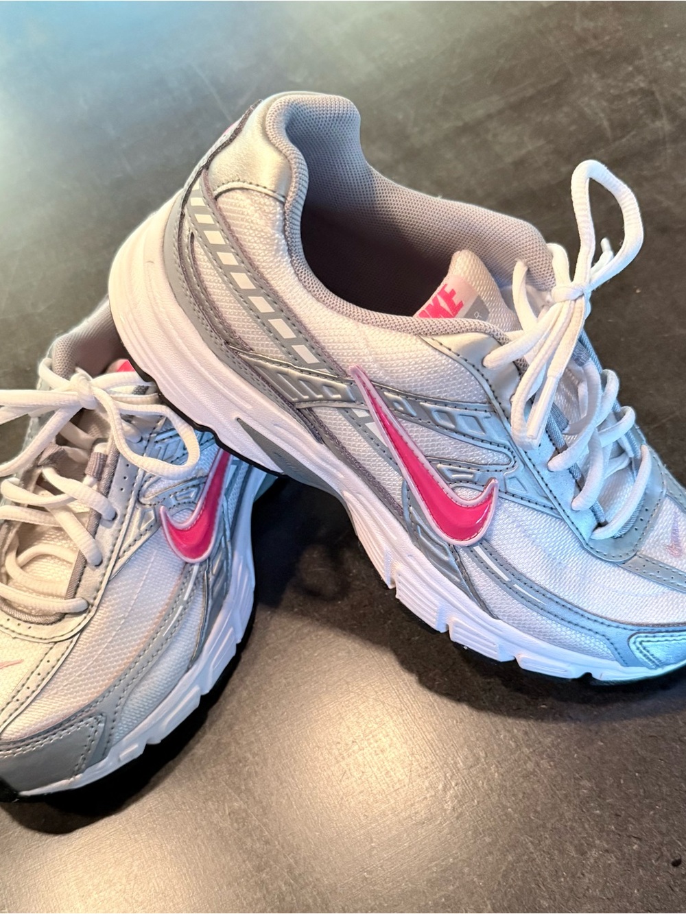 Nike Women’s White and Pink Athletic Running Shoes